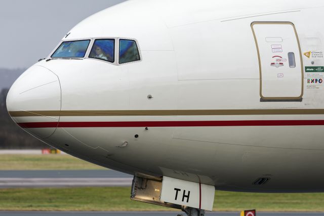 BOEING 777-300 (A6-ETH) - Passing in front of us at Manchesters runway visitor Park, hesding for pier C at terminal 1.