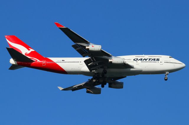 Boeing 747-400 (VH-OJM)