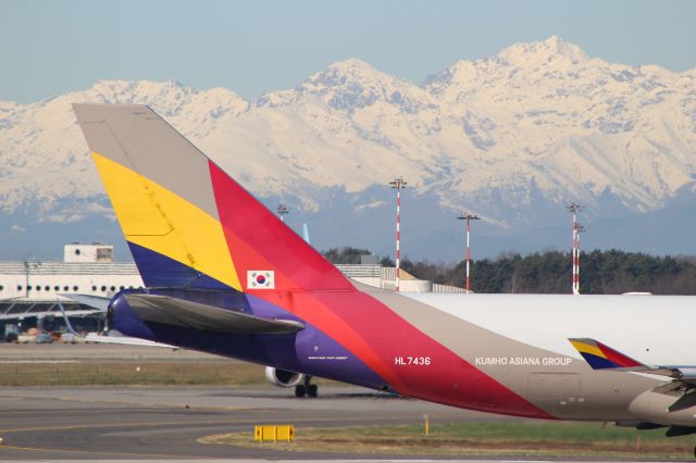 Boeing 747-200 (HL7436)