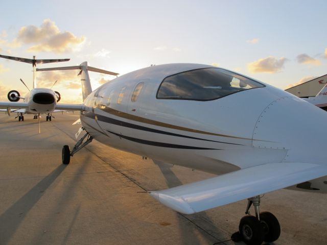 Piaggio P.180 Avanti (N130SL) - A very fast aircraft.