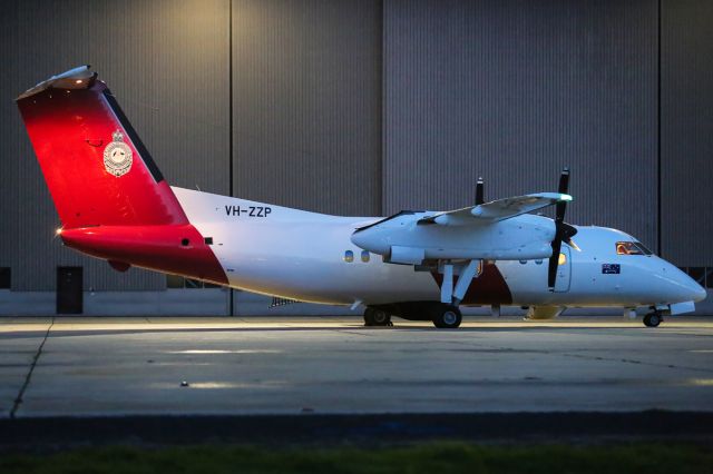 de Havilland Dash 8-200 (VH-ZZP)