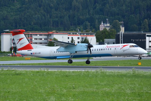 de Havilland Dash 8-400 (OE-LGM)