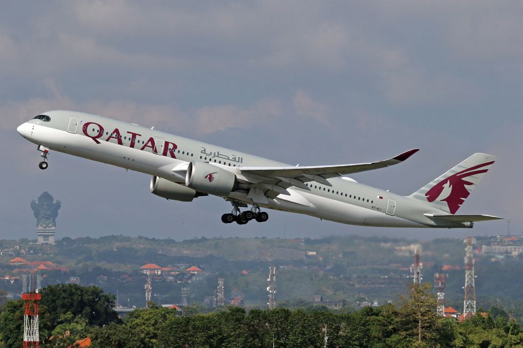 Airbus A350-900 (A7-ALI)