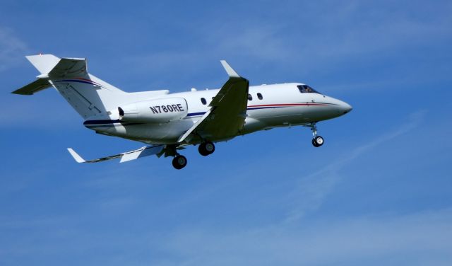 Hawker 800 (N780RE) - On final is this 2006 Raytheon Hawker 850XP in the Summer of 2019.