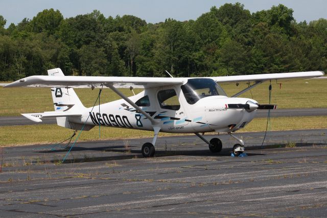 Cessna Skycatcher (N60900) - 2012 Cessna 162 Skycatcher. Photo taken on 05/22/2021.