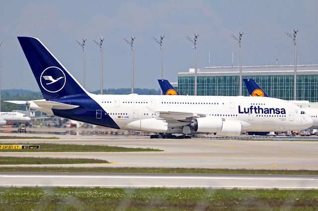 Airbus A380-800 (D-AIMD)