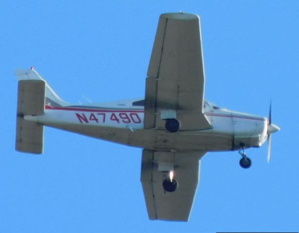 Piper Cherokee (N47490) - Over Corvallis, Oregon morning of 6th December 2017.