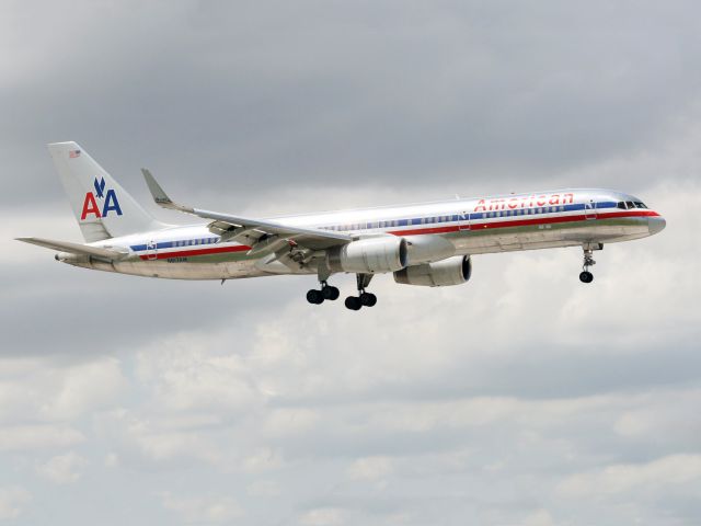 Boeing 757-200 (N617AM) - American Airlines Boeing 757.