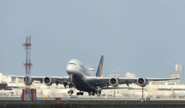 Airbus A380-800 (D-AIMC) - Rotating!Into the West!All 22 wheels"Off the ground!