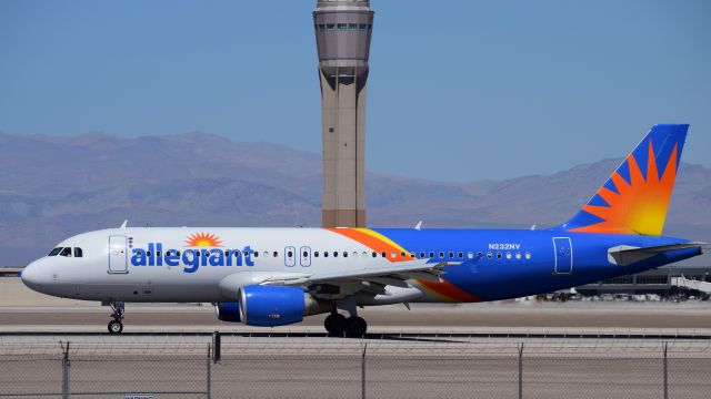 Airbus A320 (N232NV)