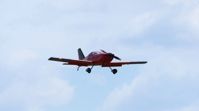 Beechcraft Bonanza (36) (N325R)