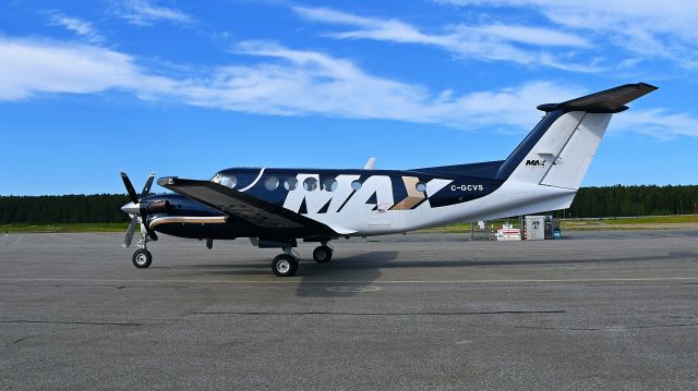 Beechcraft Super King Air 200 (C-GCSV) - MAX210