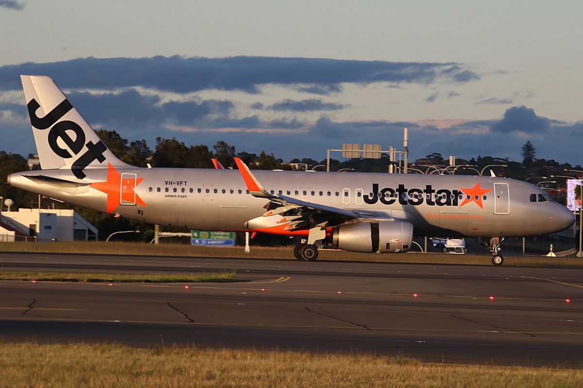 Airbus A320 (VH-VFT) - ON 24 NOVEMBER 2018