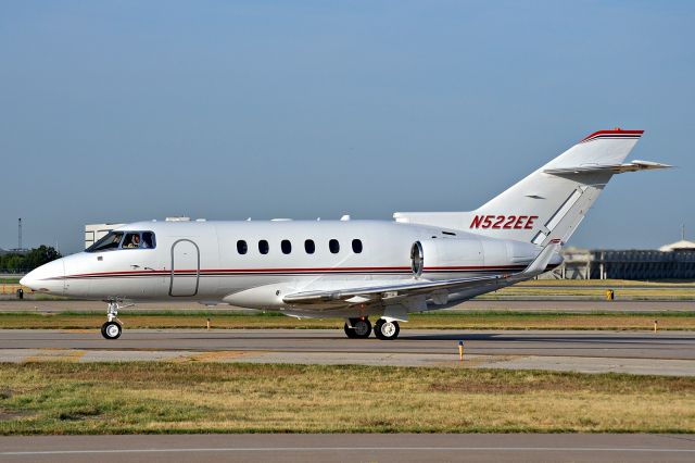 Hawker 800 (N522EE)