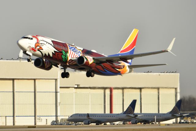 Boeing 737-800 (N8619F) - 03-05-23 23-R