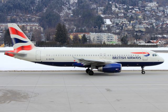 Airbus A320 (G-EUYN)