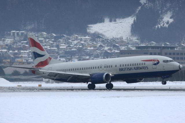 BOEING 737-400 (G-DOCY)