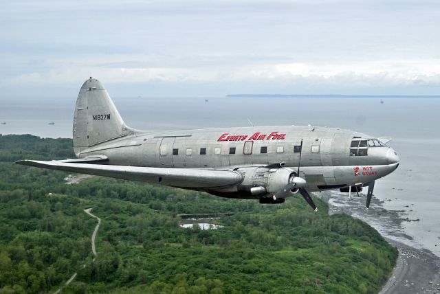 CURTISS Commando (N1837M)