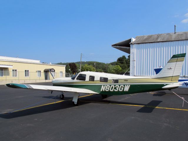 Piper Saratoga (N803GW)