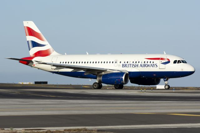 Airbus A319 (G-BDCK) - TENERIFE SURbr /11/07/2015