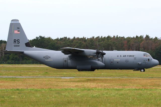 Lockheed C-130 Hercules (15-5831)