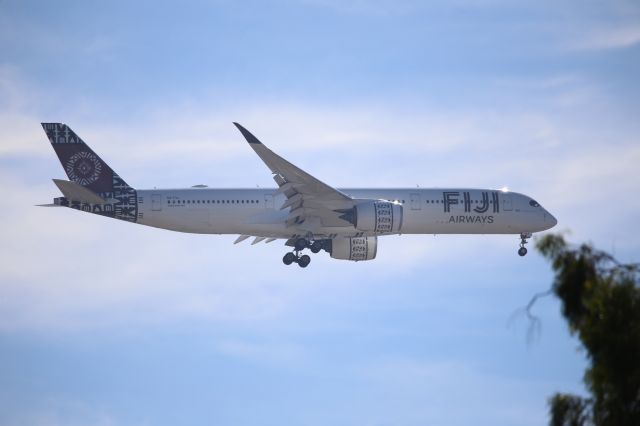 Airbus A350-900 (DQ-FAJ)