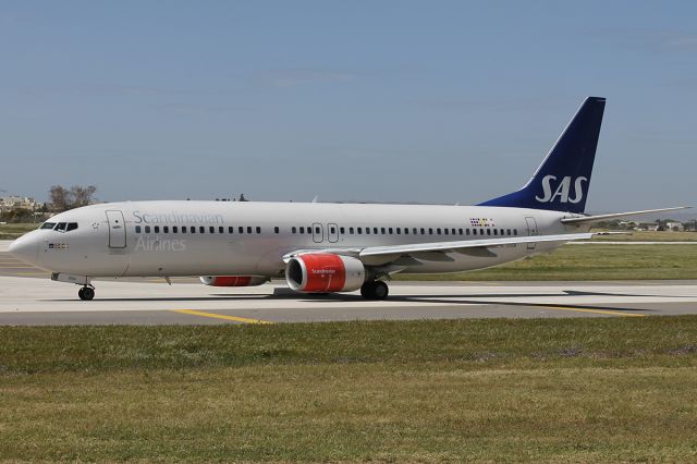 Boeing 737-800 (LN-RRW)