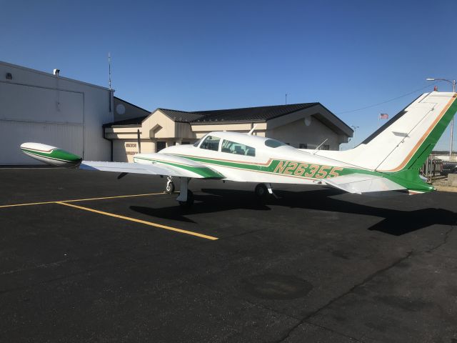 Cessna 310 (N26355)