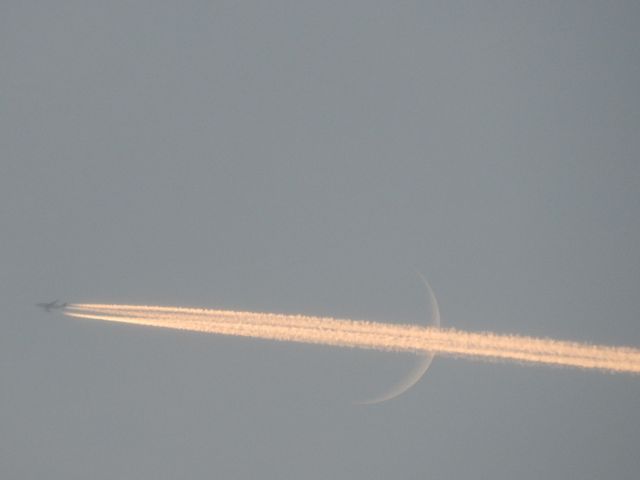 Boeing 747-200 (N747BC) - Passing Dreamlifter, Atlas Air flt # GTI 4536 passing over Altoona Iowa & through the moon. Flying fr KPAE to KCHS at 39,000 feet at 583 knots. Boeing 747-4J6 (LCF) N747BC 8-13-18 