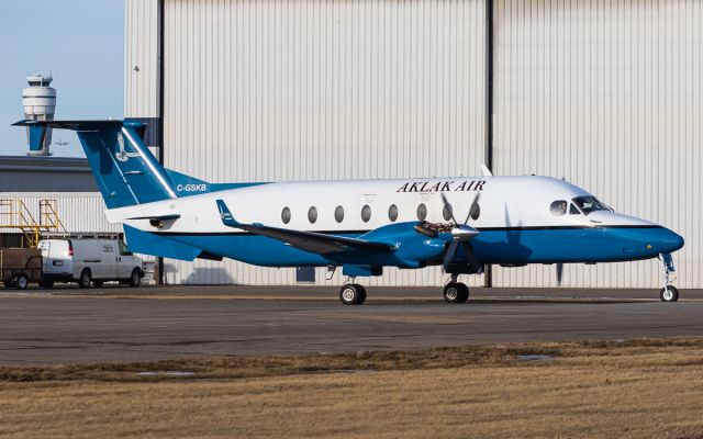Beechcraft 1900 (C-GSKB)