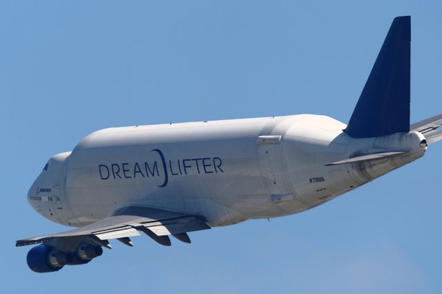 Boeing 747-400 (N718BA)