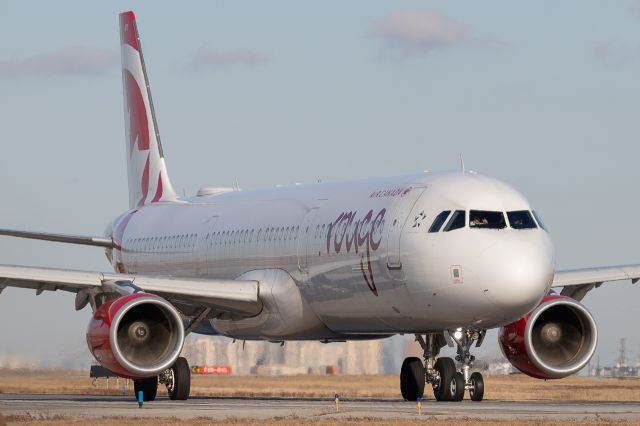 Airbus A321 (C-FJQH)