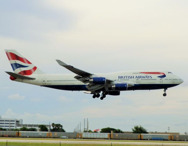 Boeing 747-400 (G-CIVA)