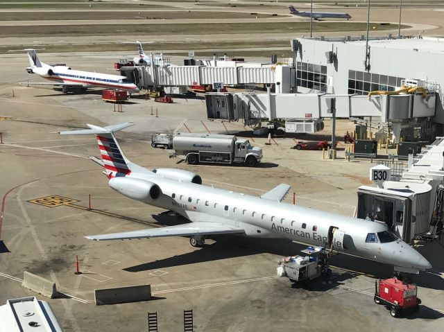 Embraer ERJ-145 (N638AE)