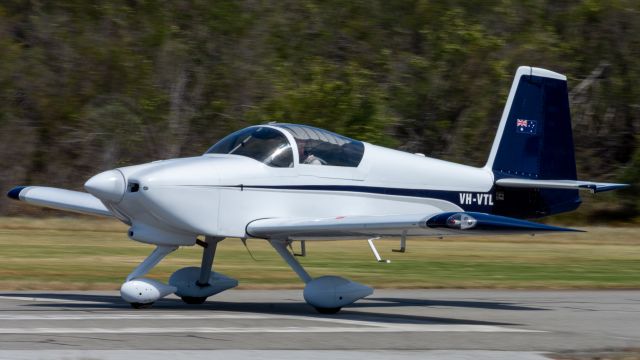 Vans RV-7 (VH-VTL)