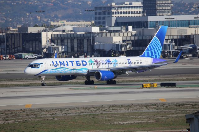 Boeing 757-200 (N14106)