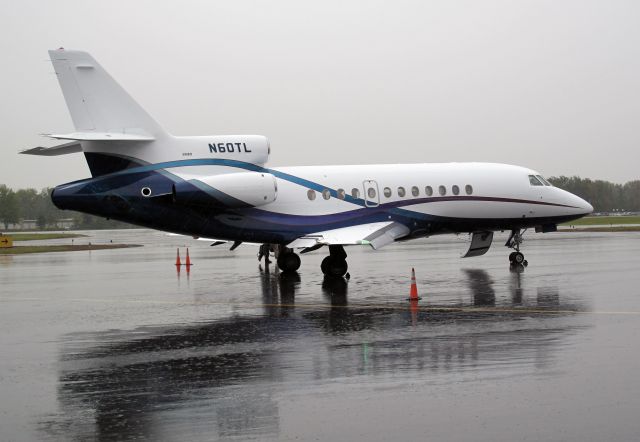 Dassault Falcon 900 (N60TL)