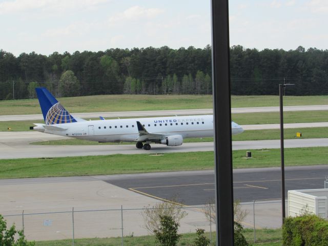 Embraer 170/175 (N721YX) - United Express Embraer 170! (4/2/16)