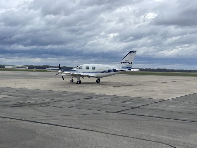 Piper Cheyenne 2 (N186GA)