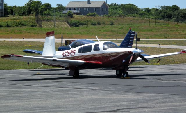 Mooney M-20 (N108MB)