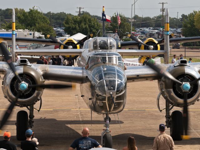 North American TB-25 Mitchell (N27493)