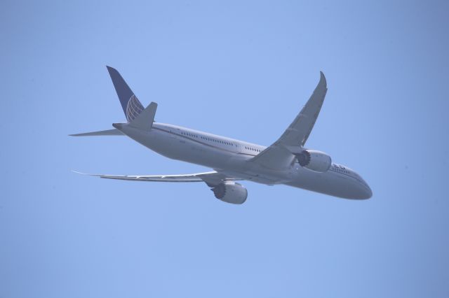 BOEING 787-10 Dreamliner (N12006)