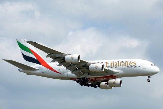 Airbus A380-800 (A6-EUV)