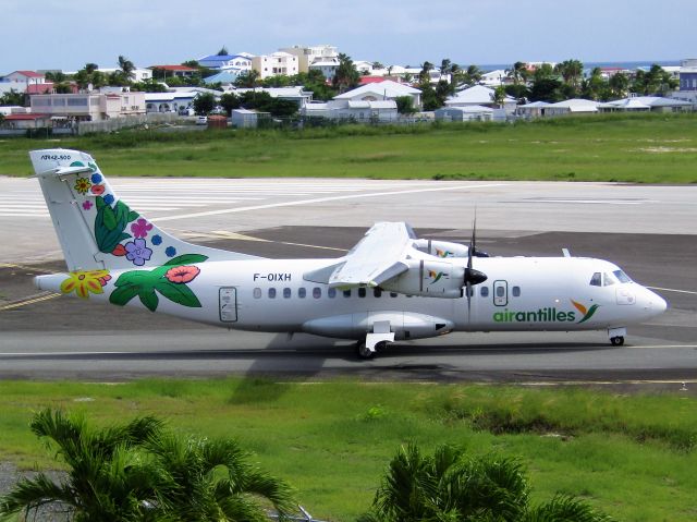 Aerospatiale ATR-42-300 (F-OIXH)