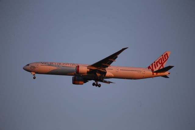 BOEING 777-300ER (VH-VPE)