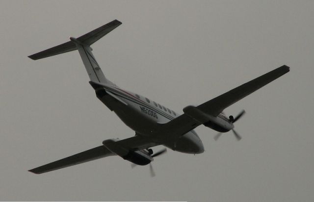 Beechcraft Super King Air 200 (N520DG) - Downwind to land.