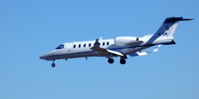 Bombardier Learjet 75 (N7SN) - About to touch down is this 2020 Learjet 75 in the Autumn of 2023.