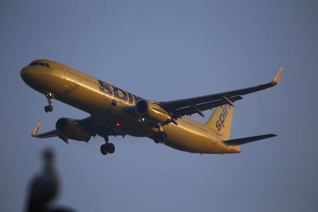 Airbus A321 (N680NK)