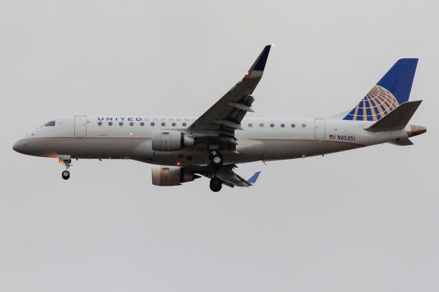 Embraer 175 (N85351) - ASH6223 arriving from Washington-Dulles.