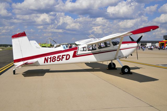 Cessna Skywagon (N185FD) - Seen at KIAD on 10/3/2009, at the Special Olympics Plane-pull event.      a href=http://discussions.flightaware.com/profile.php?mode=viewprofile&u=269247  [ concord977 profile ]/a